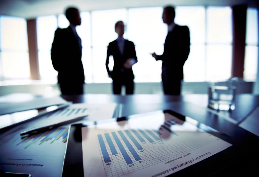 Financial experts